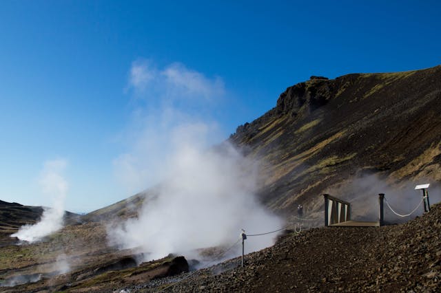 Read more about the article Exploring Geothermal Energy as a Sustainable Heat Source